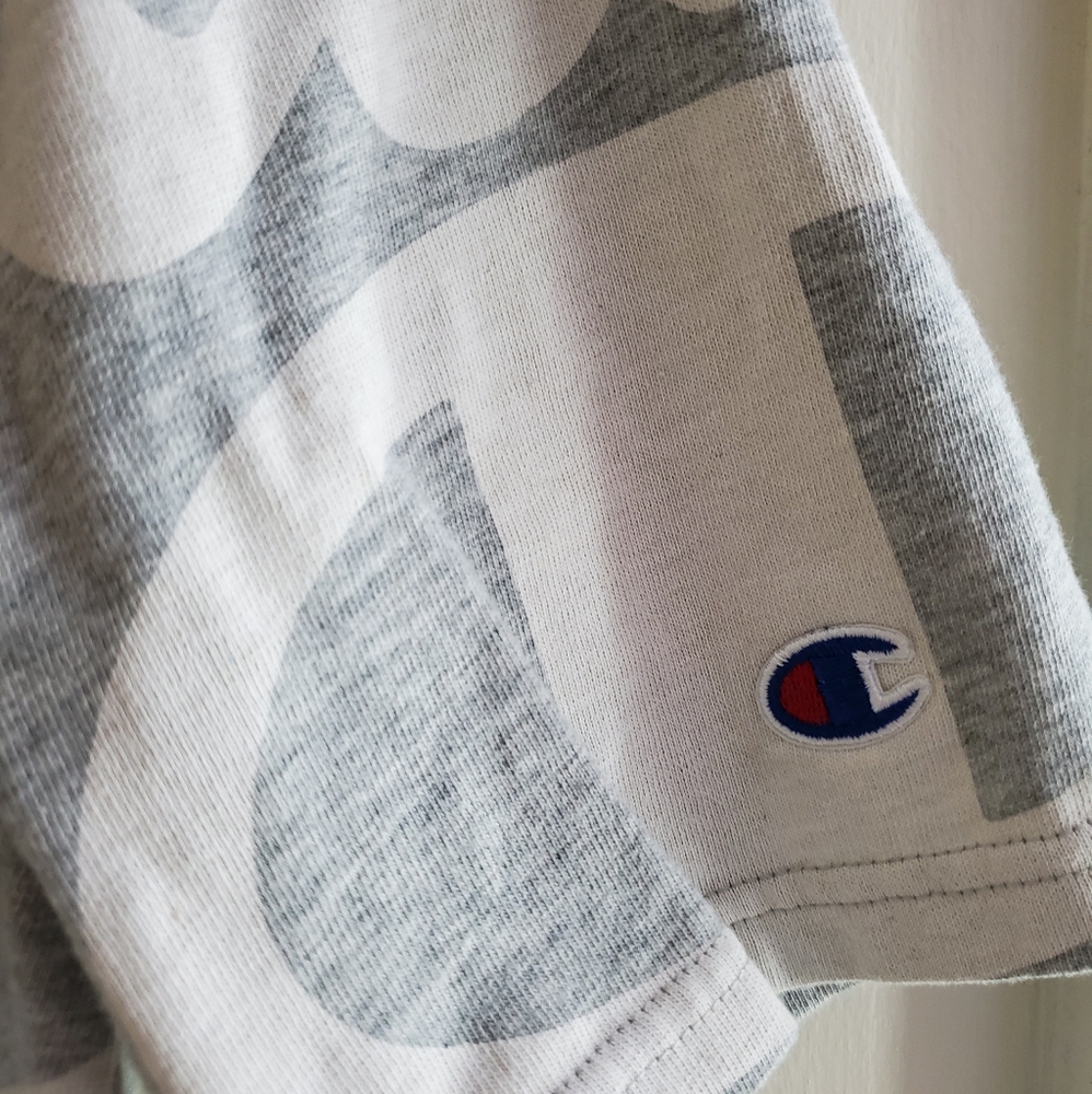 Champion tee - Picture 3 of 3